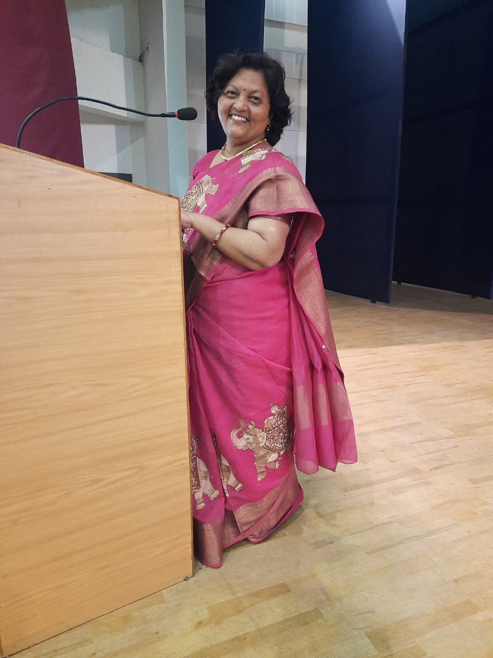 Dr Deepali Jadhav